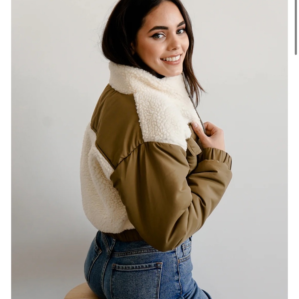 Colorblock Faux Shearling Jacket - Picture 2 of 7